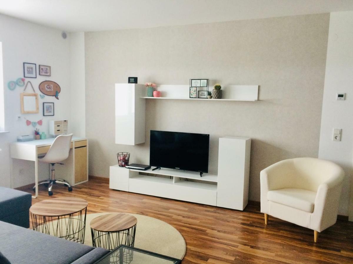 Neu! Top Apartment! 7Km Saarbruecken! Terrasse, Garten! Sulzbach  Exterior foto
